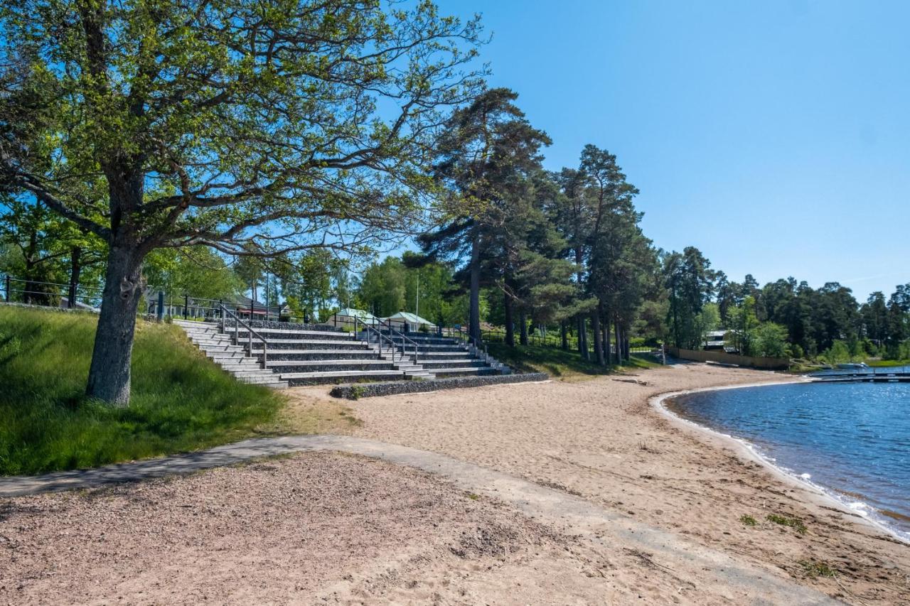 Krongarden Vandrarhem Kristinehamn Exterior photo